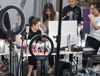 優(yōu)佰特廚房設(shè)備----“網(wǎng)紅經(jīng)濟(jì)”時(shí)代來(lái)臨，商用廚房設(shè)備行業(yè)改如何玩轉(zhuǎn)?