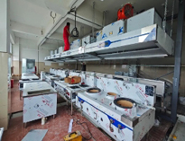 40℃高溫下，一群堅守崗位的廚具人!